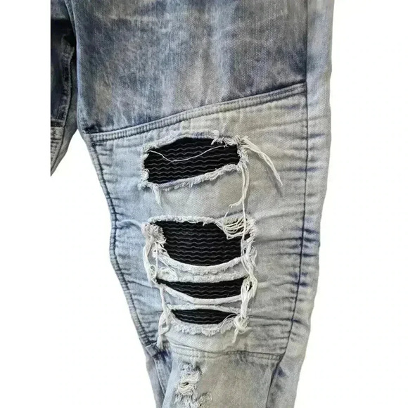 Traffic Distressed Jeans Size 38X32 - Picture 3 of 6